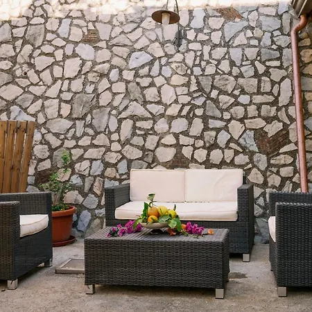 Apartamento Bouganville House *